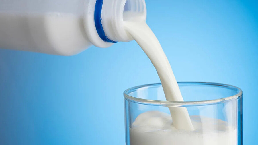 Çoğunlukla diyetlerde ağırlıklı kullanılan süt, bedenimizi canlandırdığı gibi cildimizi de canlandırıyor.