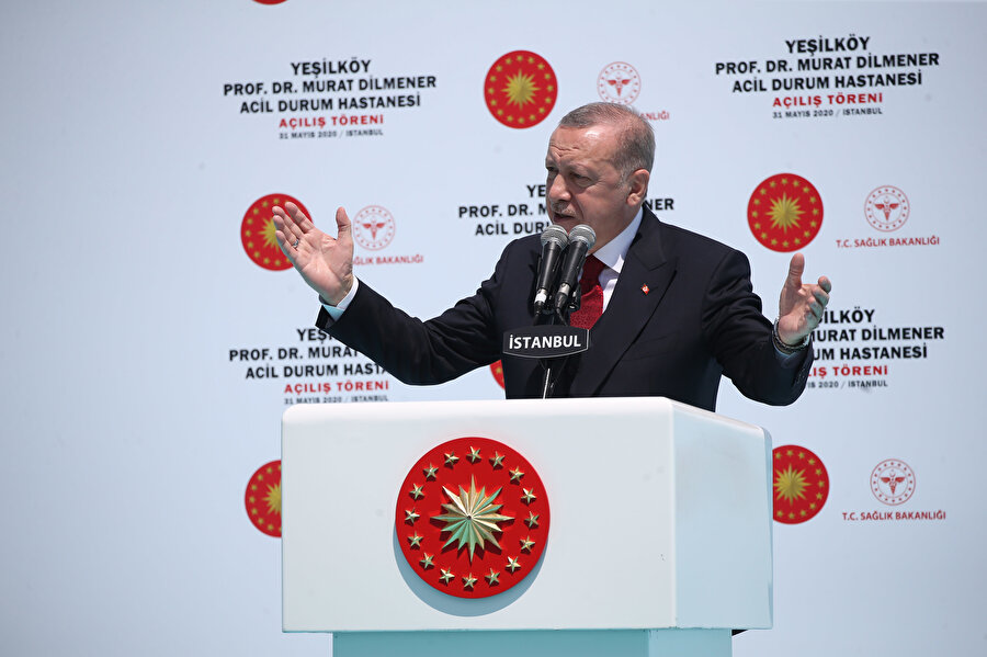 Cumhurbaşkanı Erdoğan açılış töreninde açıklamalarda bulunurken