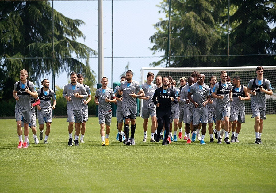 Trabzonspor, 12 Haziran’da başlayacak olan maçlarda gözünü Süper Lig’de ve Ziraat Türkiye Kupası’nda deplasmanda oynayacağı kritik maçlara dikti.