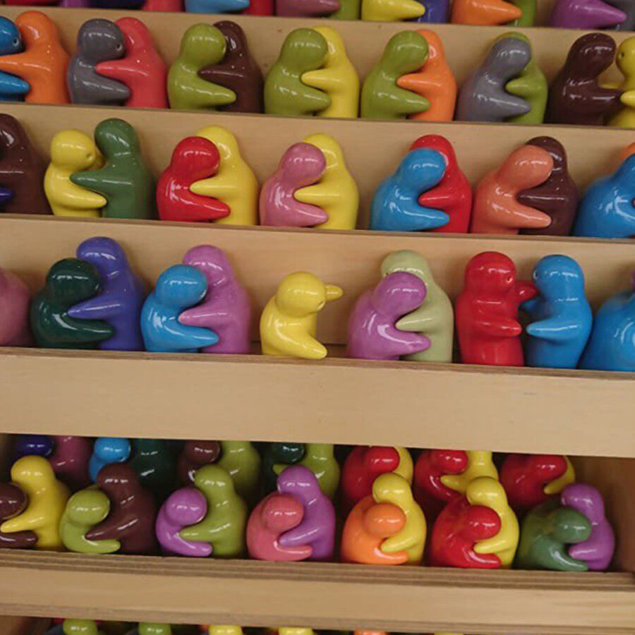 ​Ortadaki tuzluk öz kardeşimsin