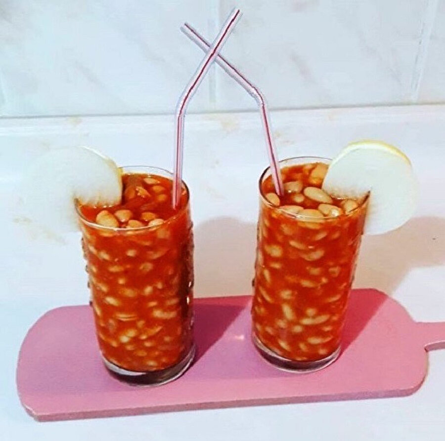 Starbucks, bak işine kardeşim...