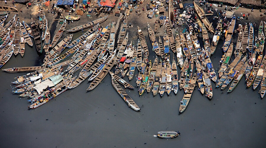 Akra Gana'nın başkentidir.