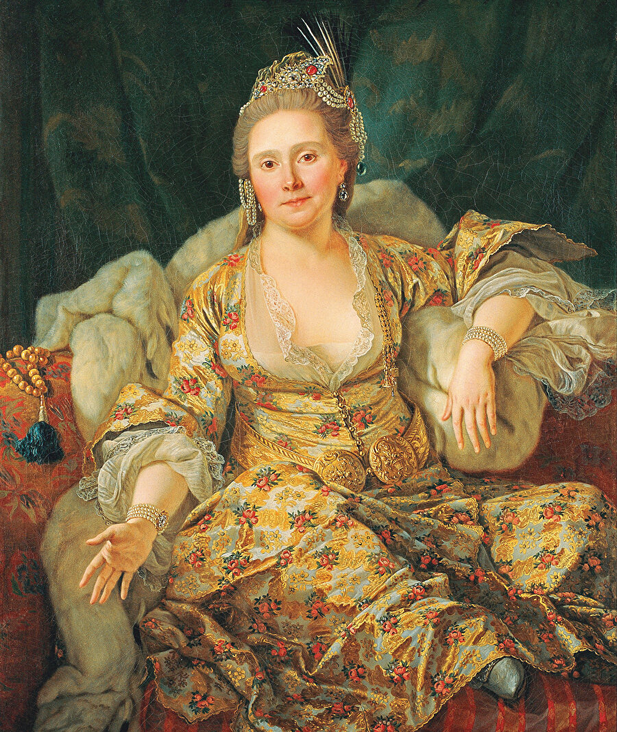  Antoine de Favray da Fransız elçisi Vergennes ile eşinin o dönem âdet olduğu üzere Türk giysileri içerisinde resimlerini yapmıştır.