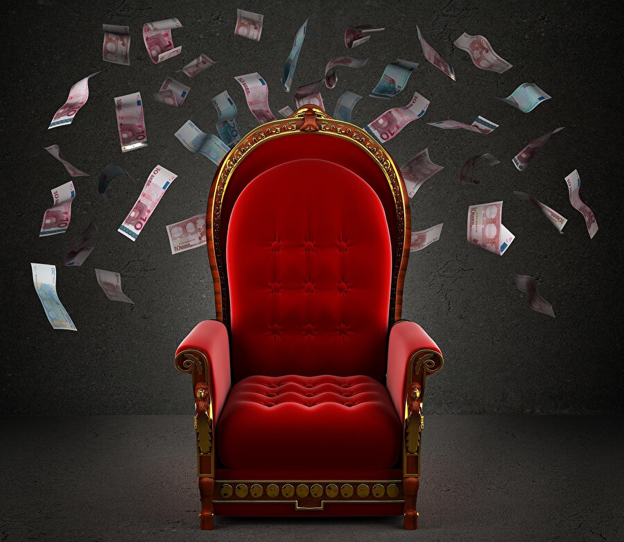 Türkiye’nin her bir köşesinde her türlü oda mevcut ve çiftçiden mühendise, avukattan doktora, esnaftan sanayiciye, köylüden şehirliye, az kazanandan çok kazanana, küçükten büyüğe herkes bir odaya üye olmak zorunda. Olmazsan olmaz zira iş yapamazsın.