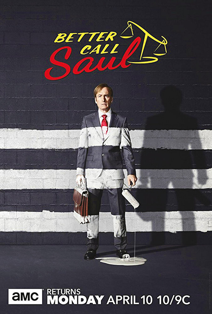 Better Call Saul ,son yılların en popüler dizilerinden Breaking Bad’in aykırı ve eğlenceli avukatı Saul Goodman’ın hayatına ışık tutan Better Call Saul, Goodman’ın bir sokak serserisi ve dolandırıcılıktan, iş bilen ve popüler bir avukata dönüşme sürecindeki inişli çıkışlı dramatik hikâyesini ekrana taşıyor. 3. sezonu 2017’de gösterime giren dizide, Breaking Bad’den çok sayıda karakter de yer alıyor. 