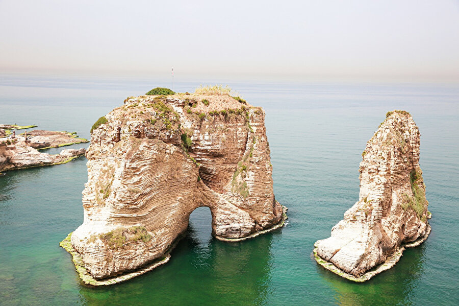 Güvercin Kayalıkları, Beyrut