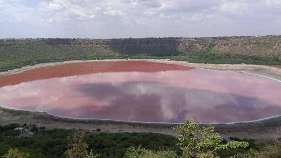 Lonar Gölü