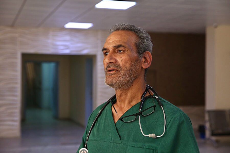 Terhune Hastanesi Başhekim Yardımcısı Doktor Buravi Mesud Muhammed Ebu Zeyd, kentte 160 kadar ceset bulunduğunu açıkladı.