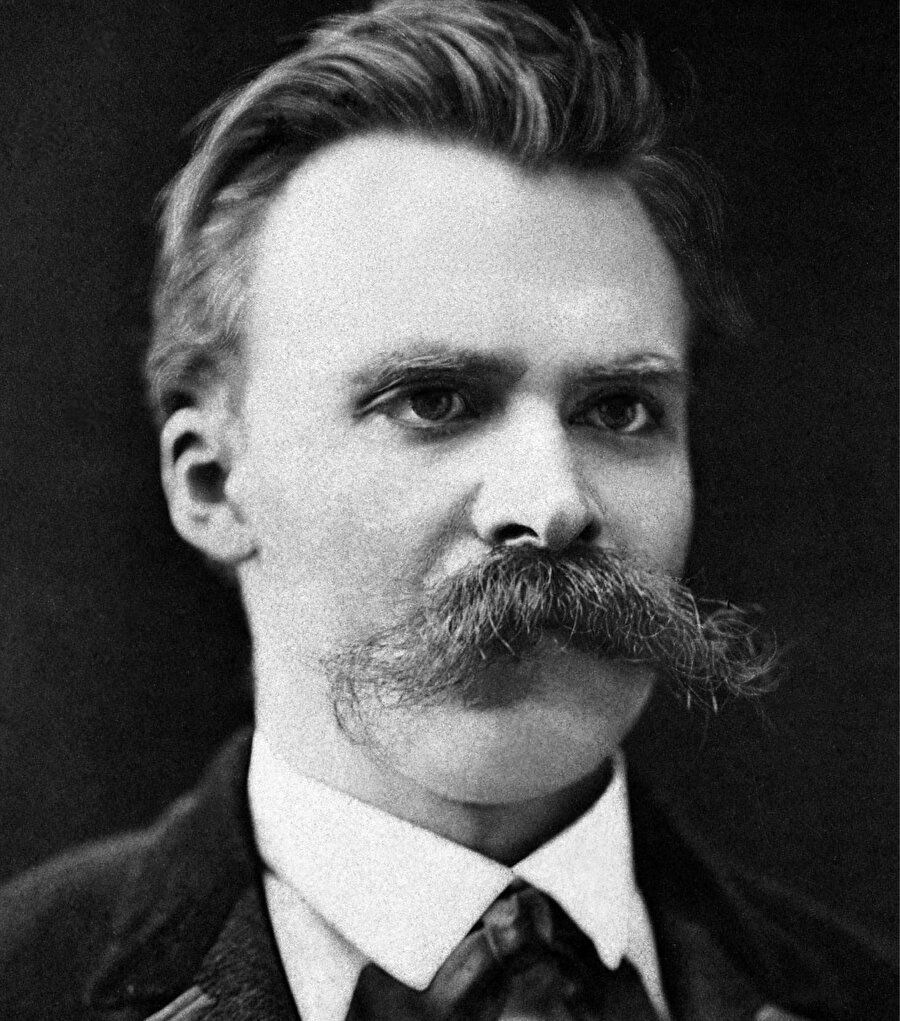 Nietzsche, modern çağın temel adaletsizliğinin “emeğin şerefini düşürmek” olduğunu ilk fark edenlerdendi. 