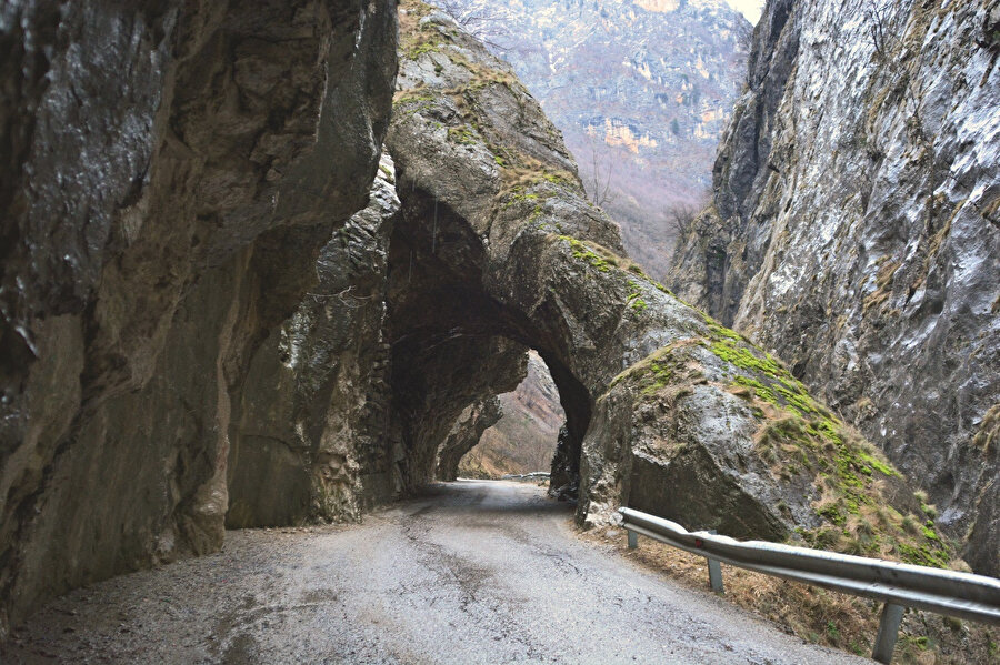 İpek (Kosova)(Fotoğraf: Ömer Lekesiz)