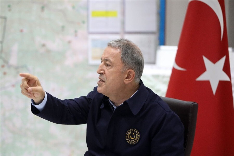 Milli Savunma Bakanı Akar