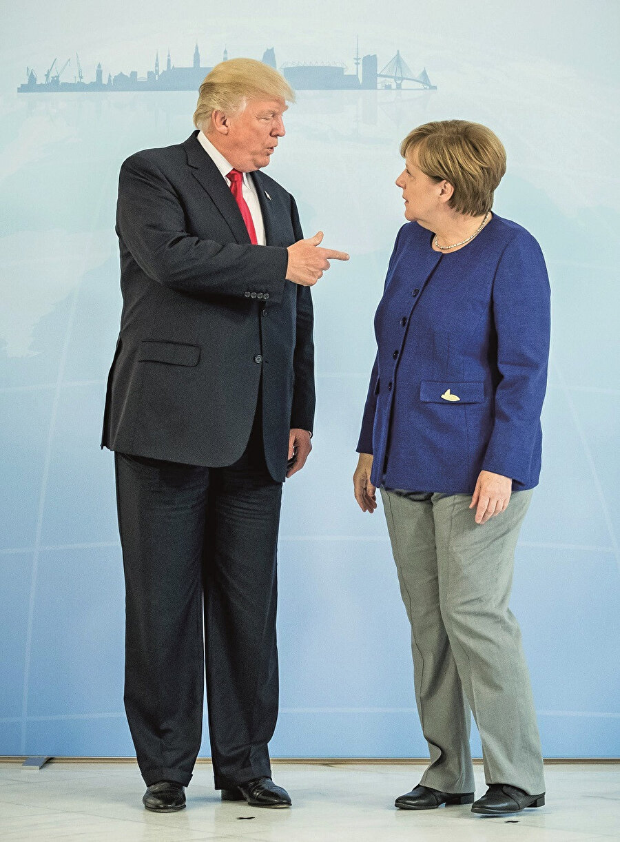  Trump’ın G7 formatını dünya gerçekleriyle uyuşmadığı gerekçesiyle eleştirmesi ve zirveye Rusya, Güney Kore, Avustralya ve Hindistan gibi ülkeleri de davet edebileceğini duyurmasının Merkel’i öfkelendirdiği biliniyor.