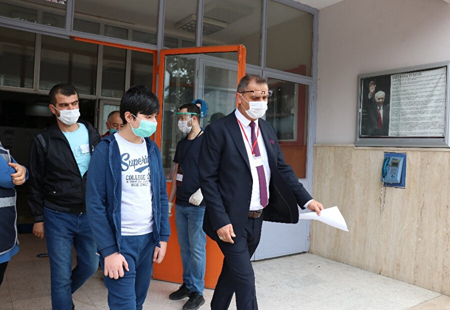 Kimliğini unutan öğrenci okul müdürünün tüm çabalarına rağmen LGS'ye giremedi