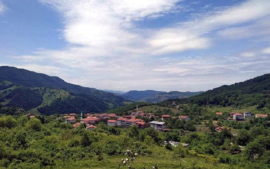 Karapınar Köyü