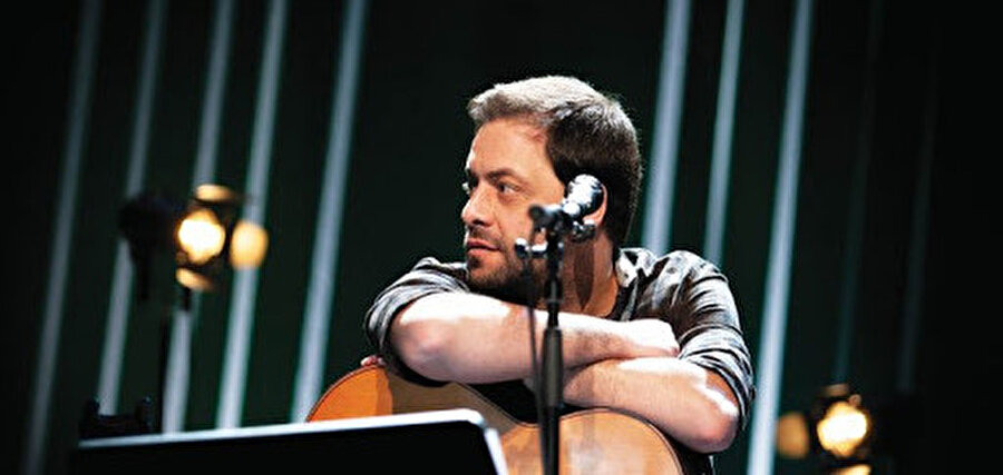 2004 yılından bu yana António Zambujo dünya çapında bir performans sergiliyor.