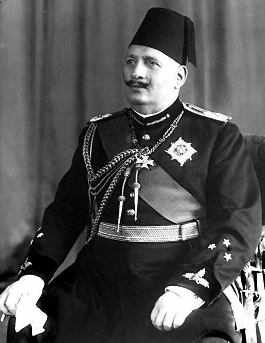 Kral Fuâd 1926'da Mısır'da Halifelik meselesinin tartışılması için dünya genelinden âlimlerin katılacağı bir konferans düzenledi.