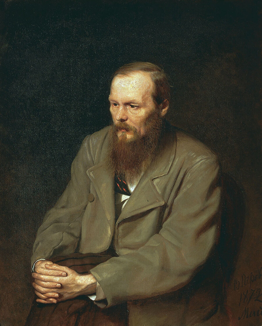 Dostoyevski’nin de Ayasofya’nın tepesine haç takma sevdasını unutmamalı...