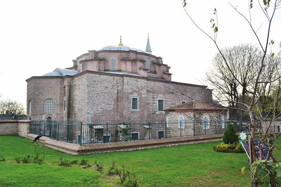 Küçük Ayasofya Camii