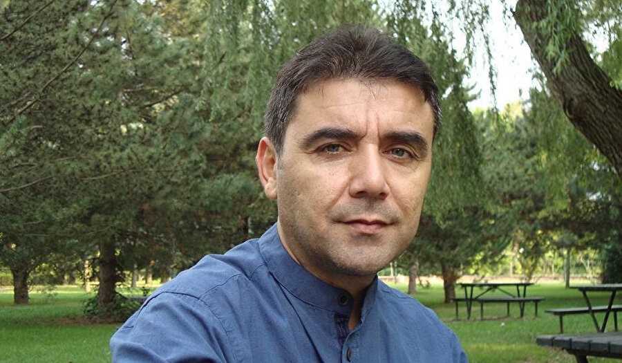Mustafa Başpınar çoğunlukla sade, bize benzeyen karakterlerden oluşan bu öyküleri neden yazar?