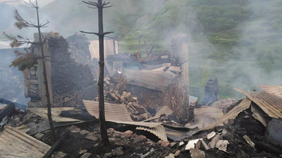 Yangın bölgesinden ilk fotoğraflar