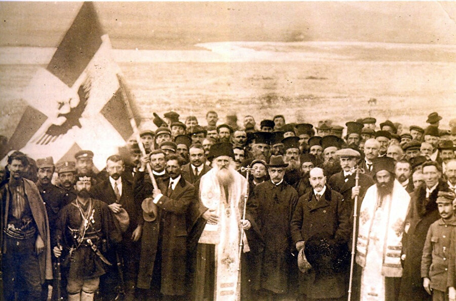 Yunanistan Ve Arnavutluk Arasindaki Asirlik Sorun Kuzey Epir