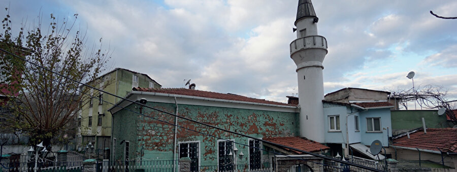 Hoca Gıyaseddin Camii, 15. yüzyılın sonu 16. yüzyılın başlarında yaşayan ve Hoca Çelebi namıyla bilinen Hoca Gıyaseddin tarafından yaptırılmış. 