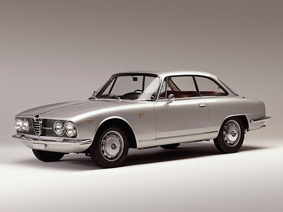 Alfa Romeo 2000 Sprint, 1960.