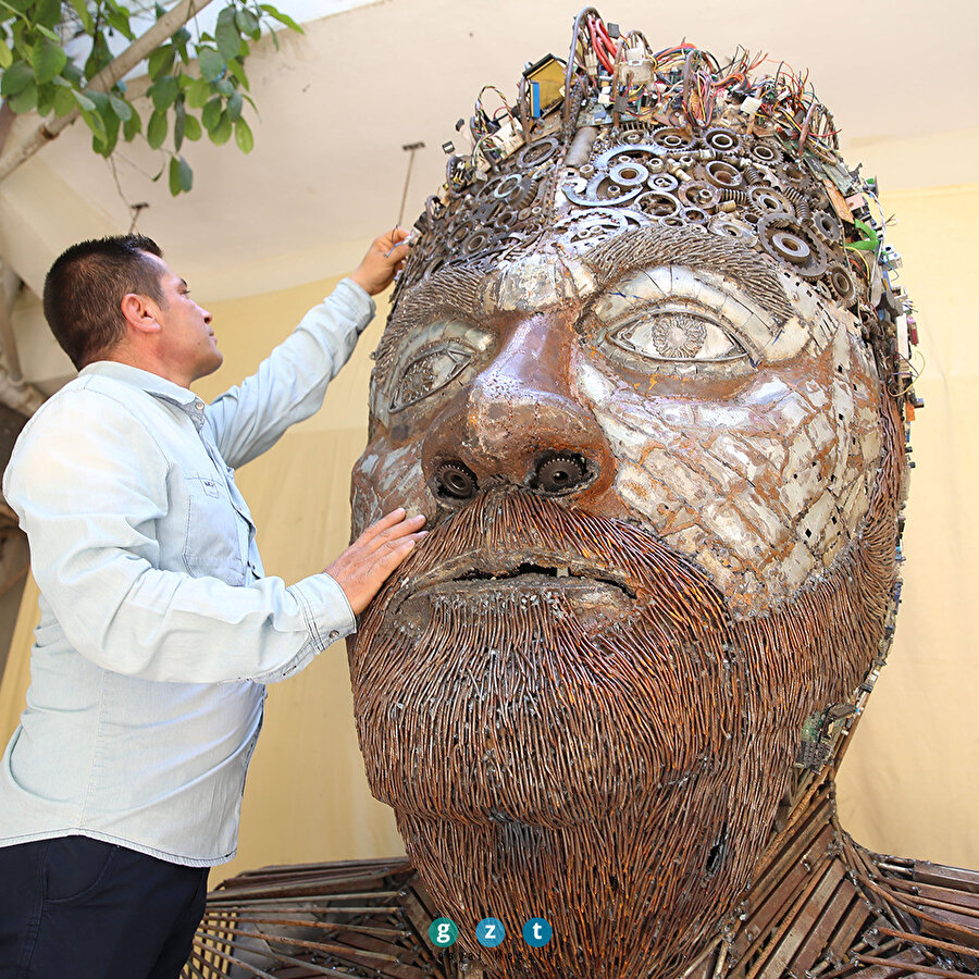 Atık metallerin en sanatsal hali: İnsan portresi 🗿