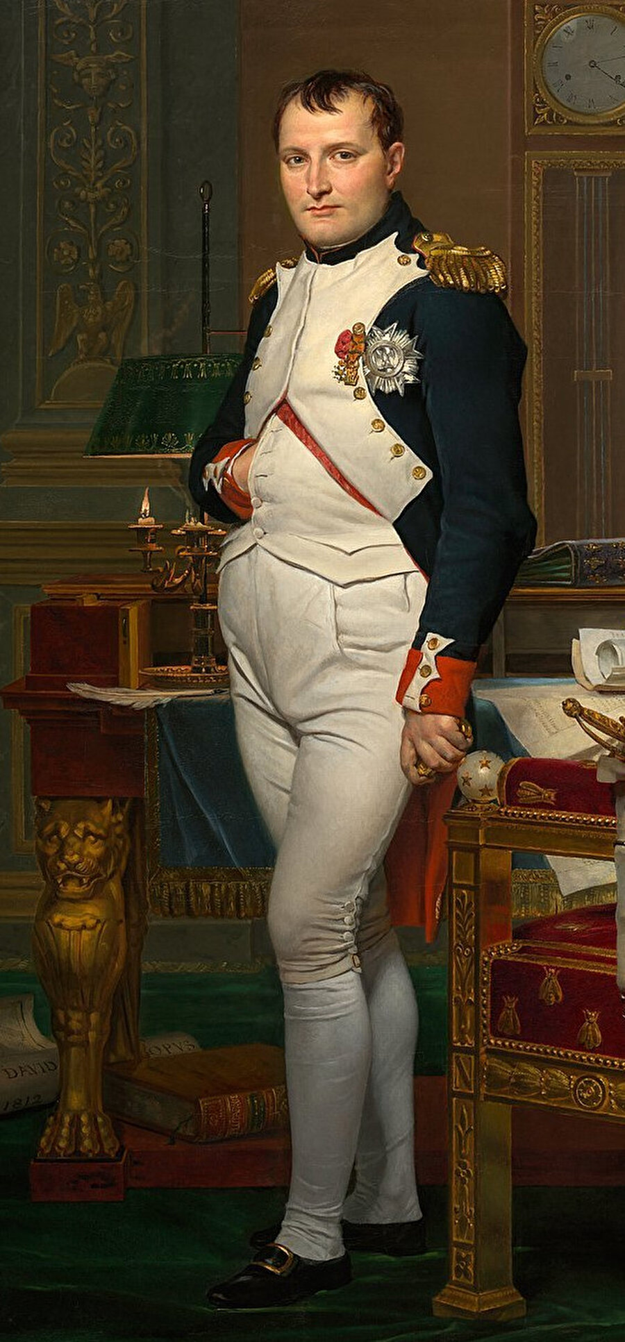  Napolyon Bonaparte, eau de Cologne’u çok sevmiş ve oldukça abartılı bir şekilde kullanmıştı. Ayda 50 şişe sipariş ediyor ve yıkandıktan sonra omuzlarına ve boynuna sürüyordu
