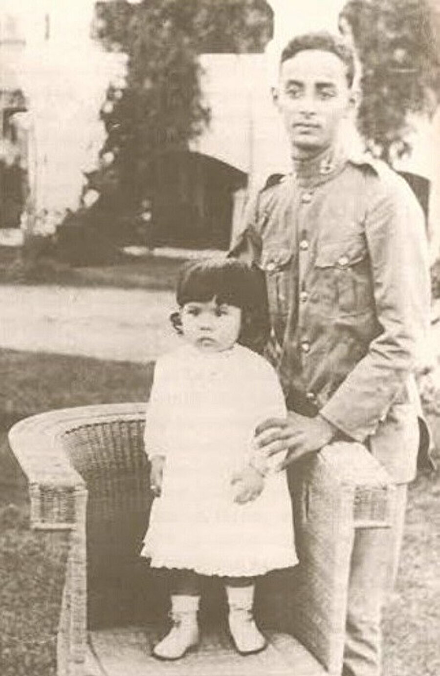 Dato Onn Jaafar, kızı Saliha ile birlikte.
