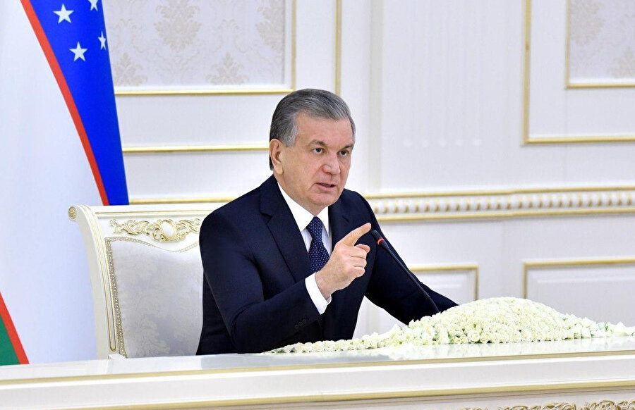 Cumhurbaskanı Mirziyoyev doktorların devlet ödülleriyle ödüllendirilmesi talimatını verdi.
