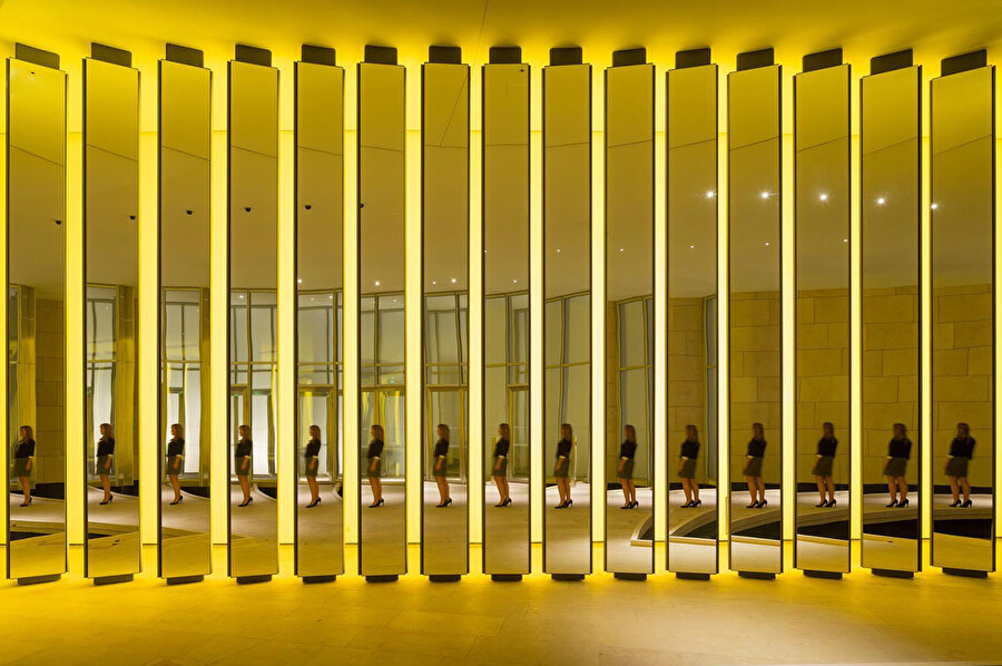‘Inside the Horizon’ enstalasyonu, Louis Vuitton Vakfı, Paris, 2014. 