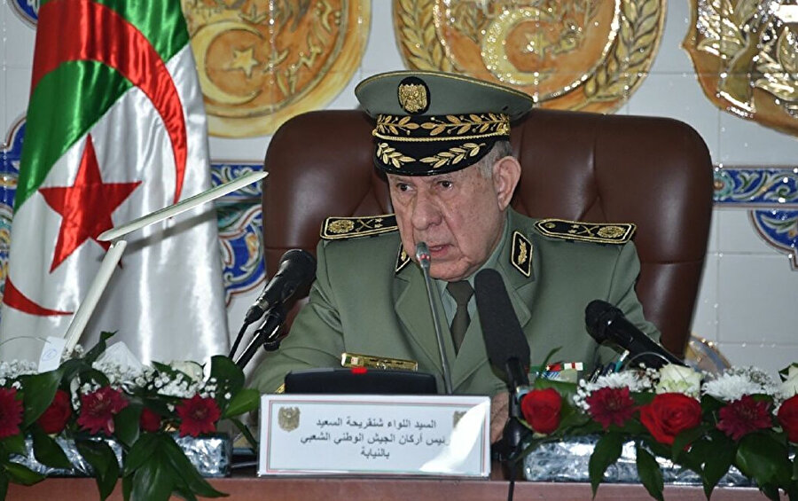 Cezayir Savunma Bakanlığı Libya'ya askeri müdahalede bulunacağı iddialarını yalanladı.