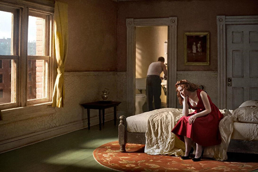 Richard Tuschman'ın Edward Hopper eserlerini canlandırdığı bir fotoğraf.