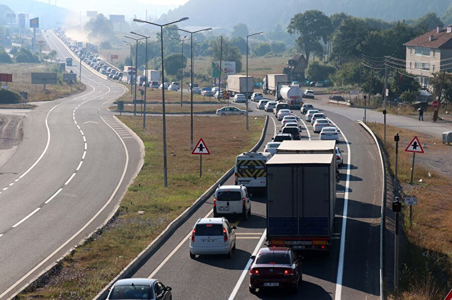 Anadolu Otoyolunda trafik