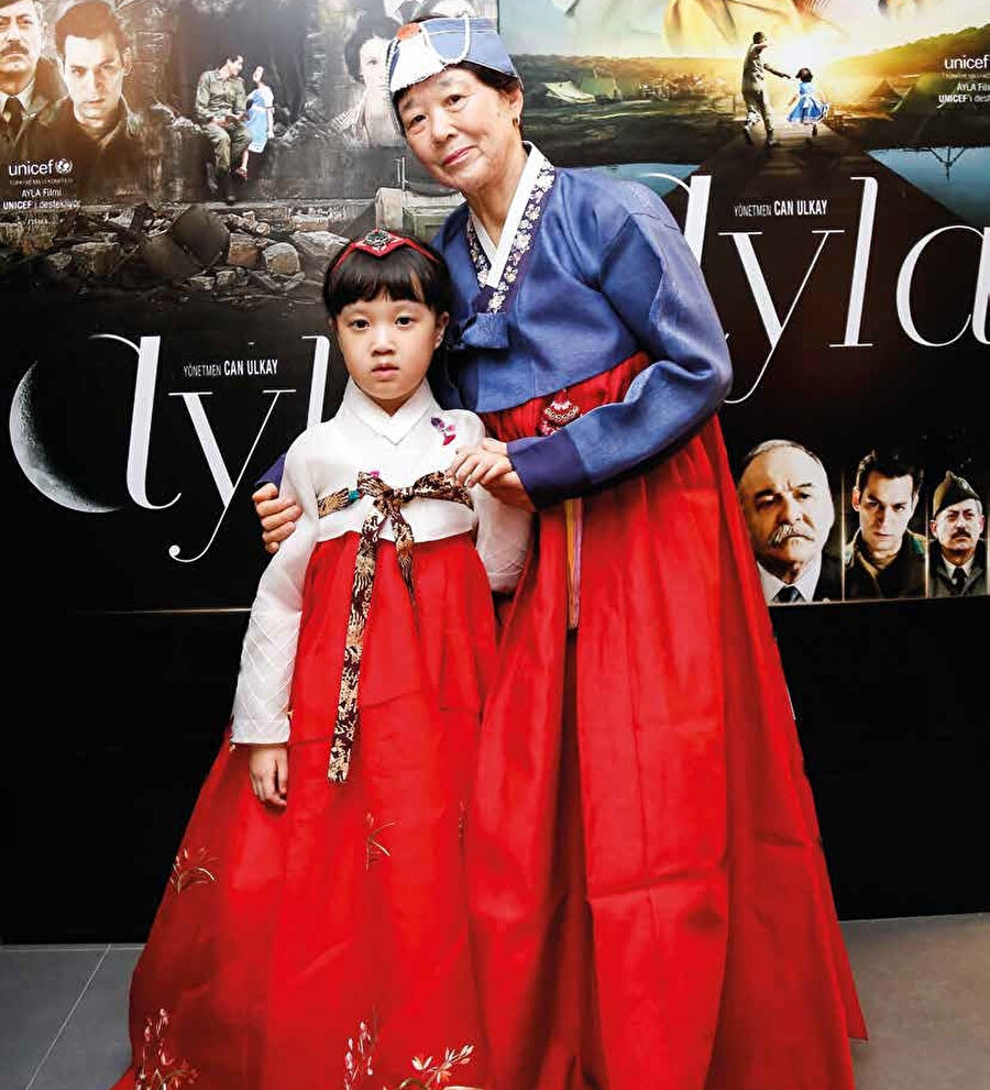  Kore Savaşı sırasında Astsubay Kıdemli Başçavuş Süleyman Dilbirliği ile Koreli Eunja Kim'in gerçek yaşananlardan esinlenerek sinemaya uyarlanan filmidir.