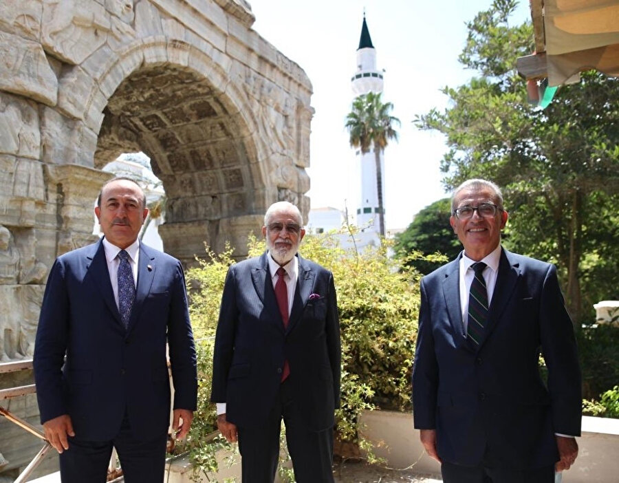 Dışişleri Bakanı Mevlüt Çavuşoğlu, Malta Dışişleri Bakanı Evarist Bartolo ve Libya Dışişleri Bakanı Muhammed Tahir Siyala ile görüşme gerçekleştirdi.