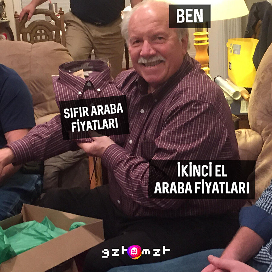 ​Sahibinden.com'da araba ilanları bakıyorum