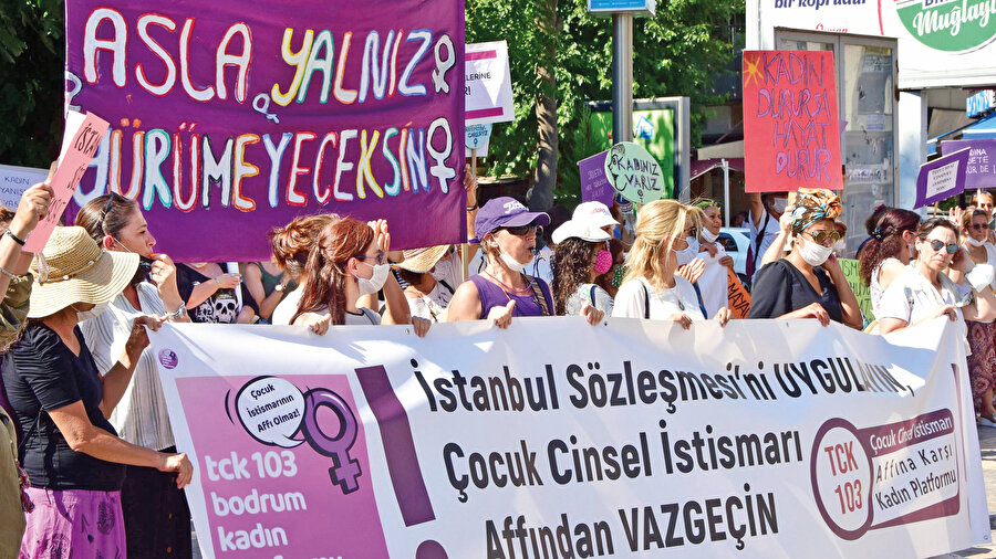 ‘Kadın hakları’ kılıcı ve İstanbul Sözleşmesi kalkanıyla aile kurumuna saldıran radikal örgütler ve onların hamisi AB kurumları, sözleşmeden çıkmak isteyen ülkeleri tehdit etmeye başladı.