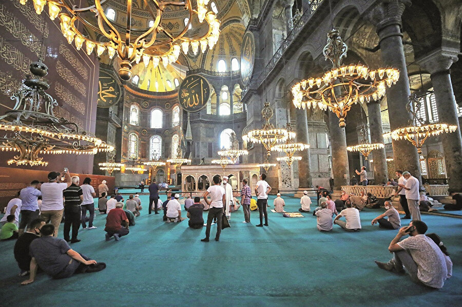 Bulgaristan Meclisi’nde yer alan aşırı sağcı Bulgar Ulusal Hareketi, ülkenin başkenti Sofya’nın merkezinde yer alan Banyabaşı Camii’nin müzeye dönüştürülmesini istedi.