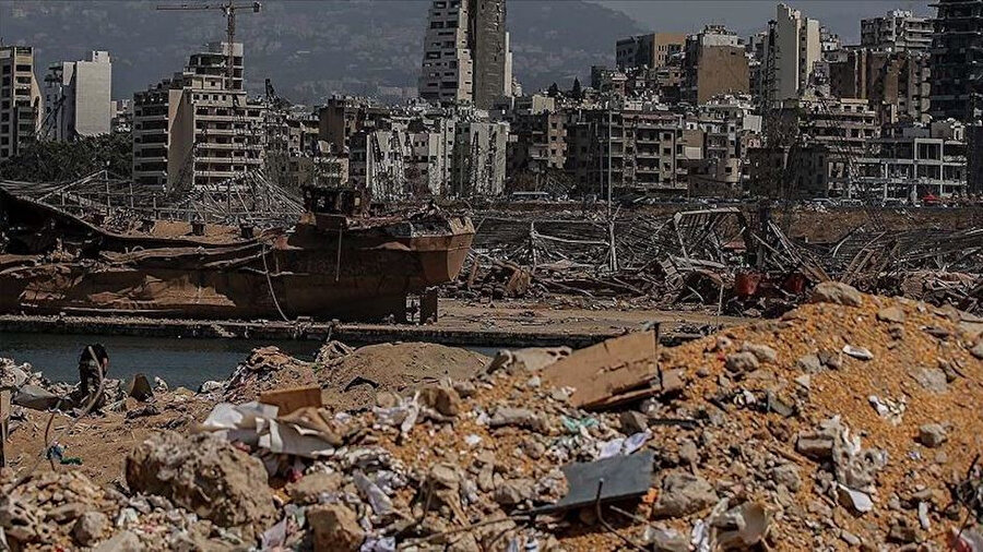 Uzmanlar, tarihi binaların restore edilmemesi ya da tarihi dokusu dikkate alınmadan sıradan binalar gibi muamele görmesinden endişe ediyor.