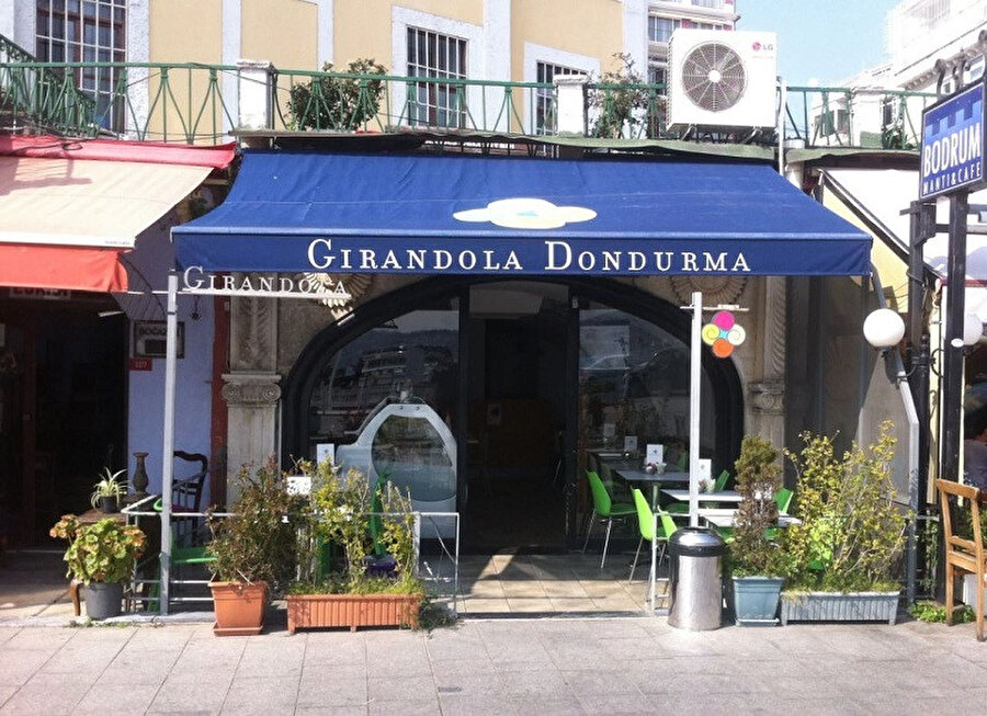 Girandola, Arnavutköy