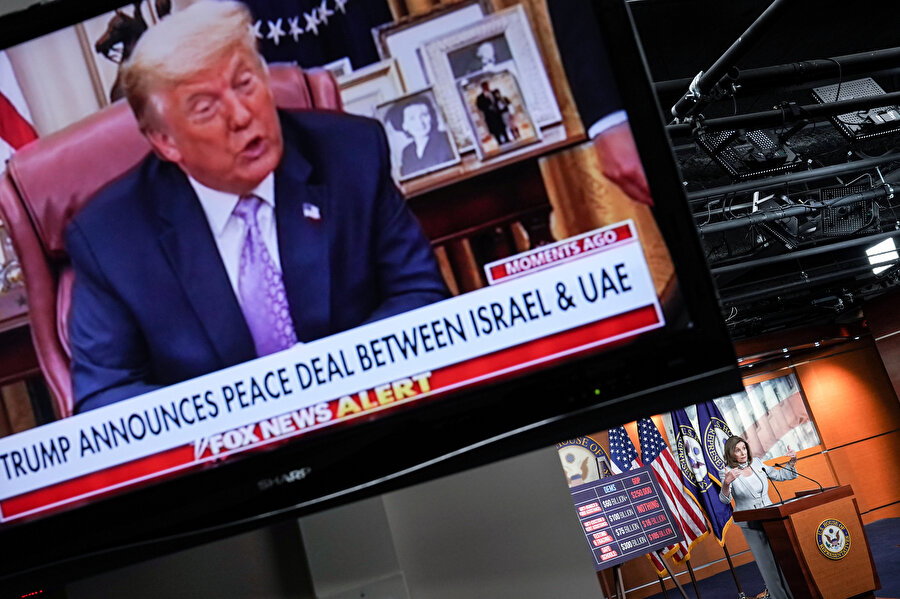 ABD Başkanı Trump, İsrail ve Birleşik Arap Emirlikleri (BAE) arasında varılan "ilişkilerin tamamen normalleştirilmesi" anlaşmasını, "gerçekten tarihi bir an" olarak değerlendirdi.