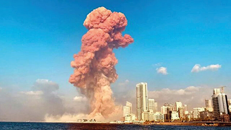 Trump sonunda “kara maskeyi” taktı ve atom bombası benzeri patlamanın görüntüsü New York’tan gelmese de Lübnan’dan geldi.