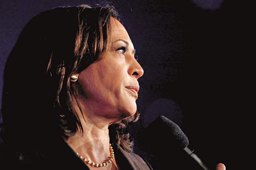 Kamala Harris, siyahî melez ABD Başkan Obama’dan sonra siyahî melez ilk başkan yardımcısı olma ihtimali taşıyor. Bununla da kalmayıp, Biden’den sonra Demokratların ABD Başkan adaylığını garantilediğinden söz ediliyor. 