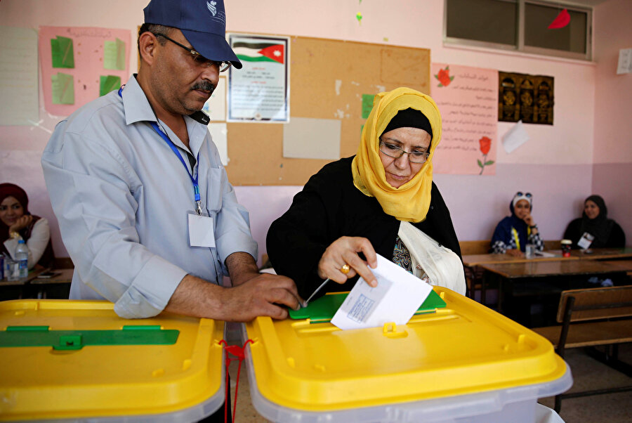Seçim Kurulu Ürdün'de genel seçimler için 10 Kasım tarihini belirlemişti. 