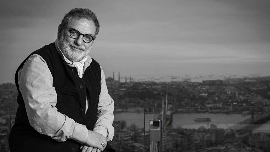 Kudsi Erguner ile Türk Tasavvuf müziğinin tarihini, müzik ve politika ilişkisini, Tasavvuf müziğinin halk üzerindeki etkilerini konuştuk.