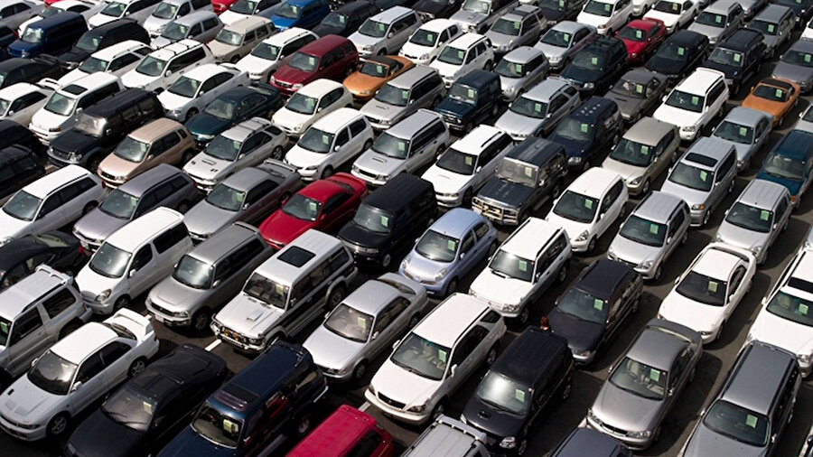 Otomobil alışveriş merkezleri için nüfus oranına göre işletme şartı getirilecek.
