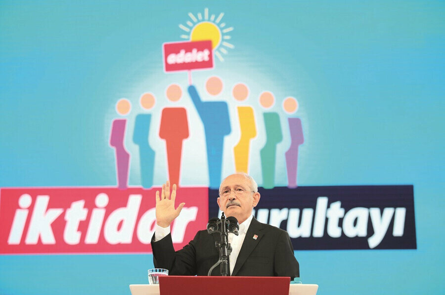CHP “iktidara yürüyüş kurultayı” adıyla 37. olağan kongresini gerçekleştirdi.