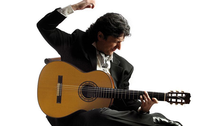Cañizares, 2011 yılında Berlin Filarmoni Orkestrası tarafından Madrid, İspanya'daki Teatro Real'deki Avrupa konserine davet edildi.